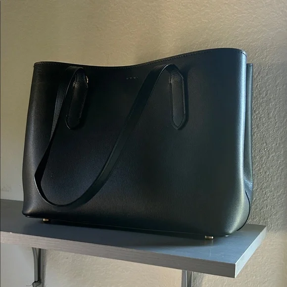 Coach Black Leather Tote with Gold Logo Plaque F48733 Avenue - Picture 3 of 12